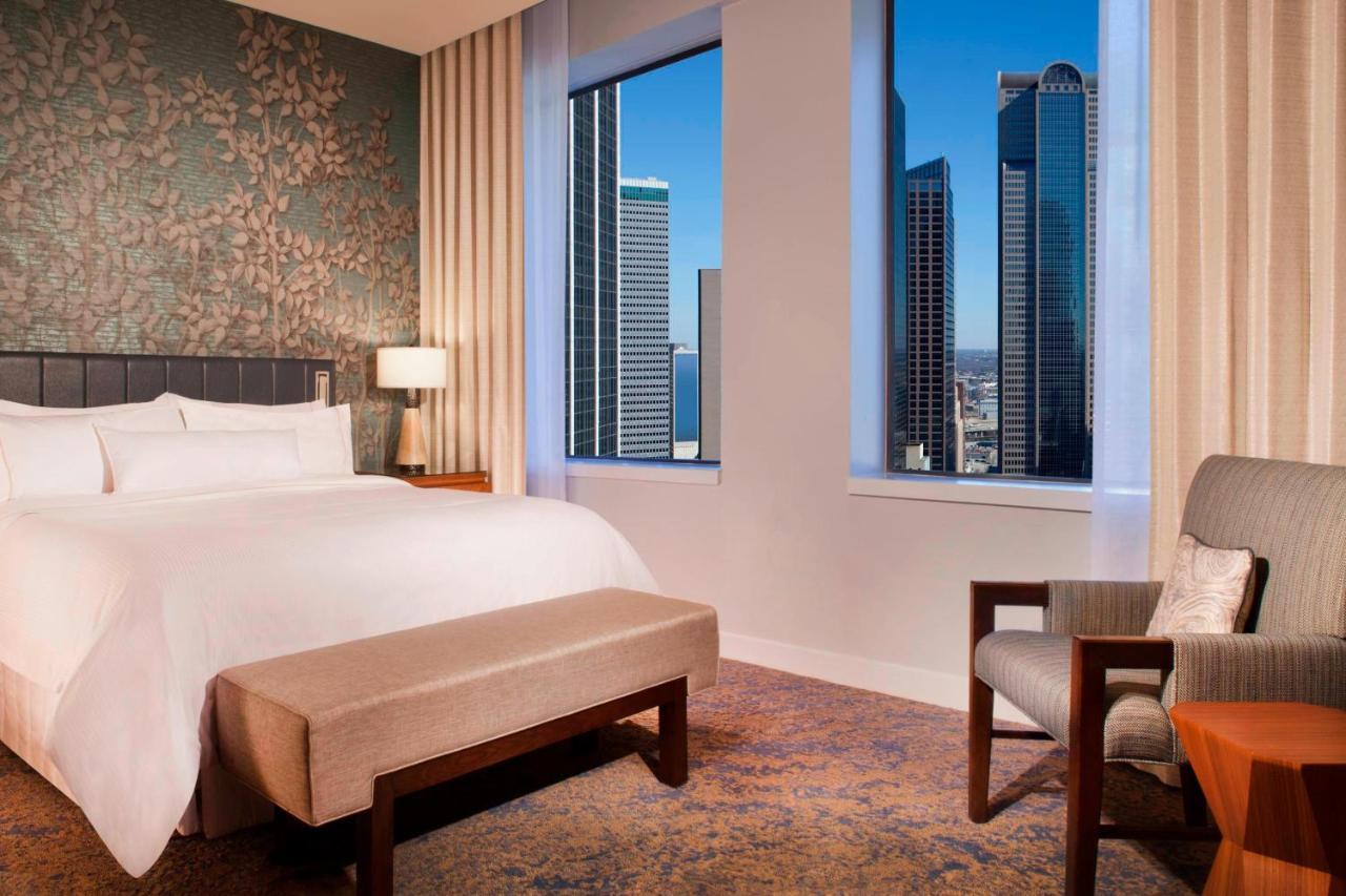 The Westin Dallas Downtown Exterior foto